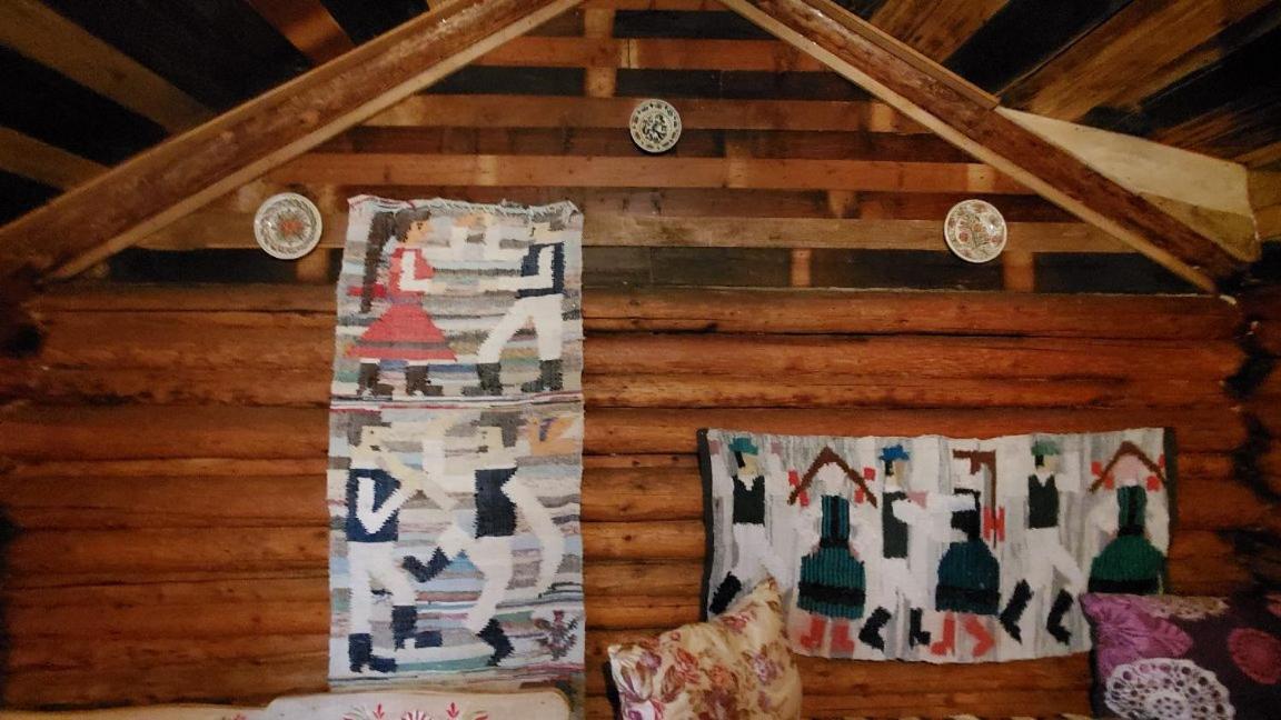 Casa Rustic Feher & Fekete Vendeghazak Совата Экстерьер фото