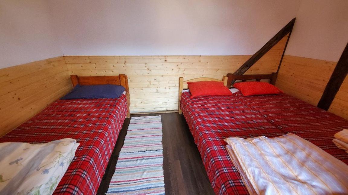 Casa Rustic Feher & Fekete Vendeghazak Совата Экстерьер фото
