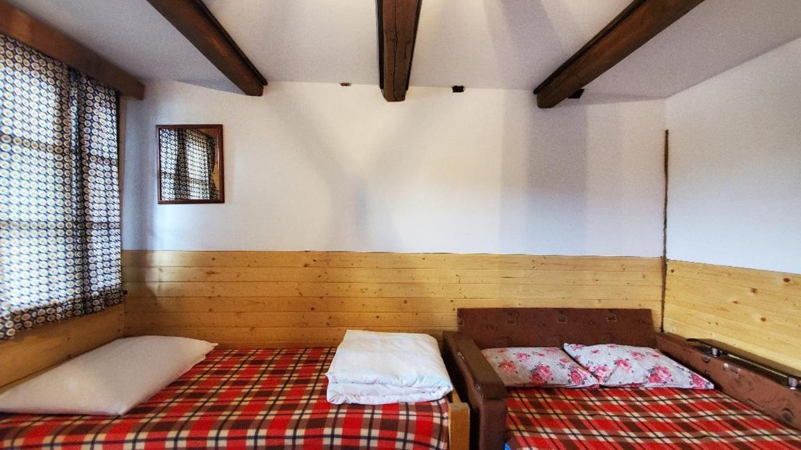 Casa Rustic Feher & Fekete Vendeghazak Совата Экстерьер фото