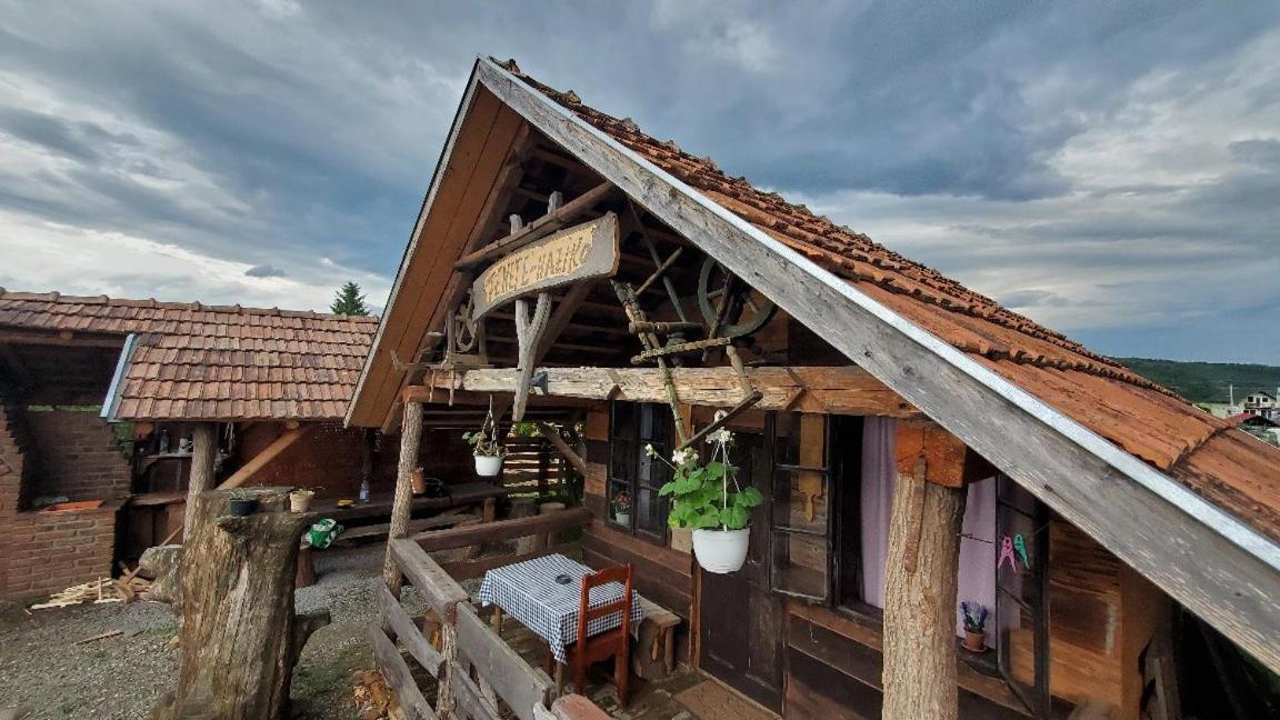 Casa Rustic Feher & Fekete Vendeghazak Совата Экстерьер фото