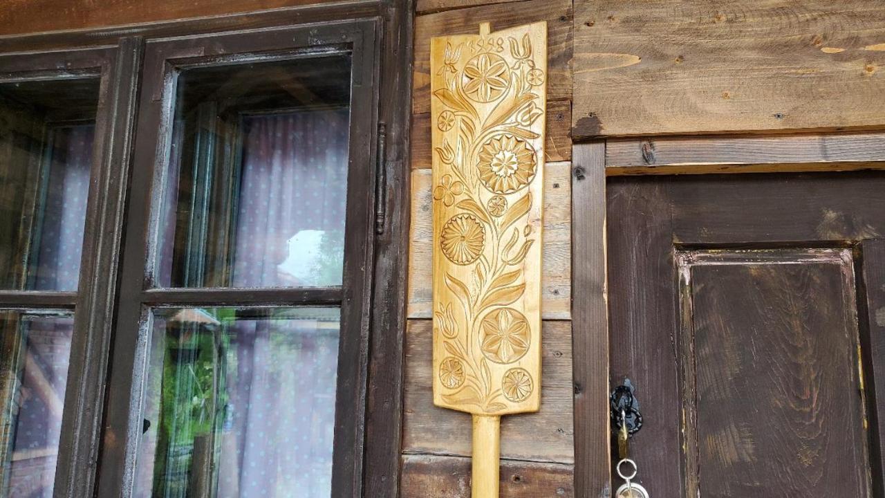 Casa Rustic Feher & Fekete Vendeghazak Совата Экстерьер фото