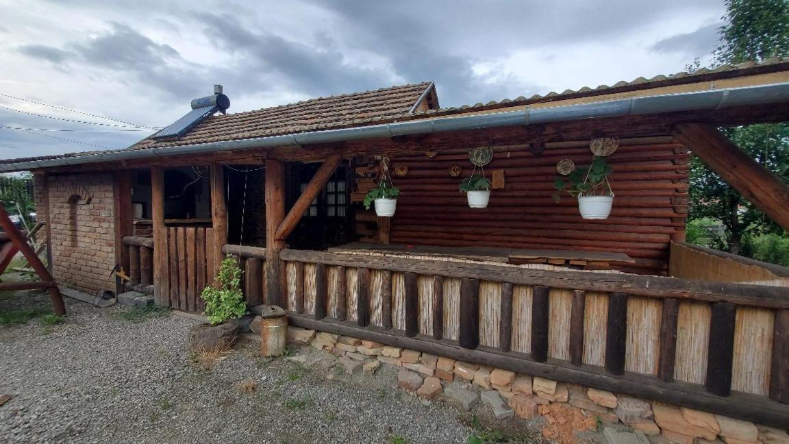 Casa Rustic Feher & Fekete Vendeghazak Совата Экстерьер фото