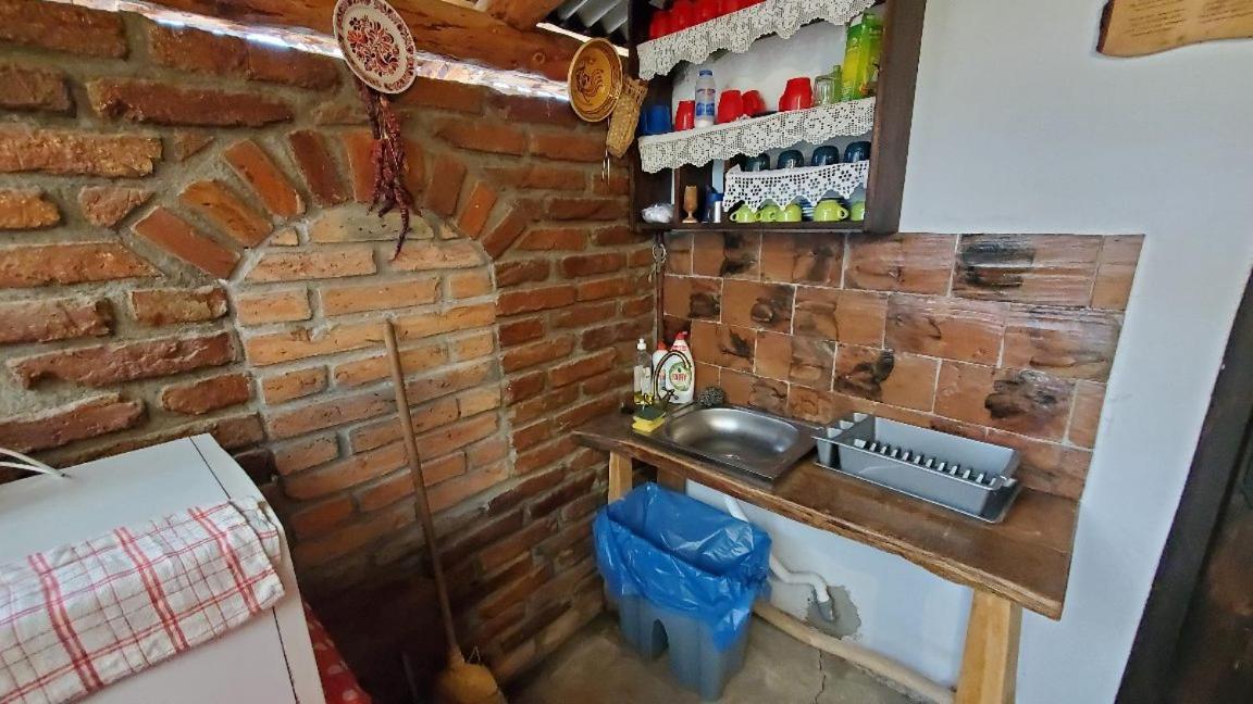 Casa Rustic Feher & Fekete Vendeghazak Совата Экстерьер фото