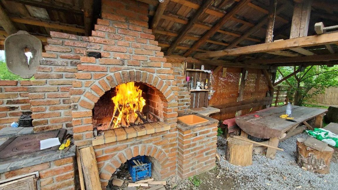Casa Rustic Feher & Fekete Vendeghazak Совата Экстерьер фото