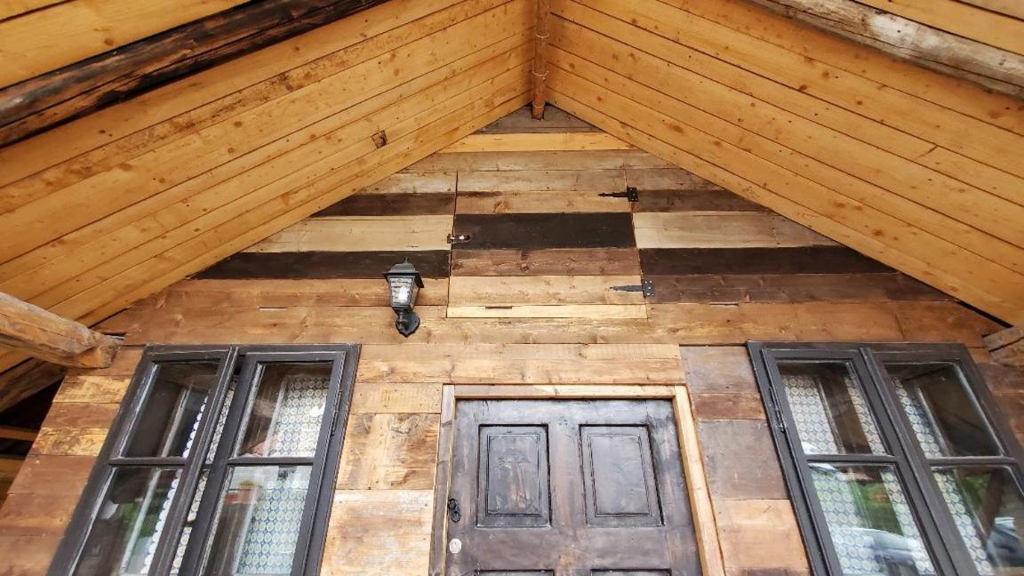 Casa Rustic Feher & Fekete Vendeghazak Совата Экстерьер фото