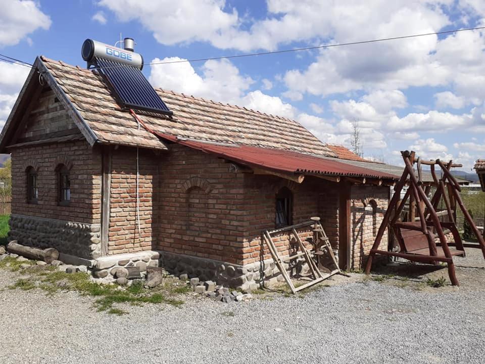 Casa Rustic Feher & Fekete Vendeghazak Совата Экстерьер фото