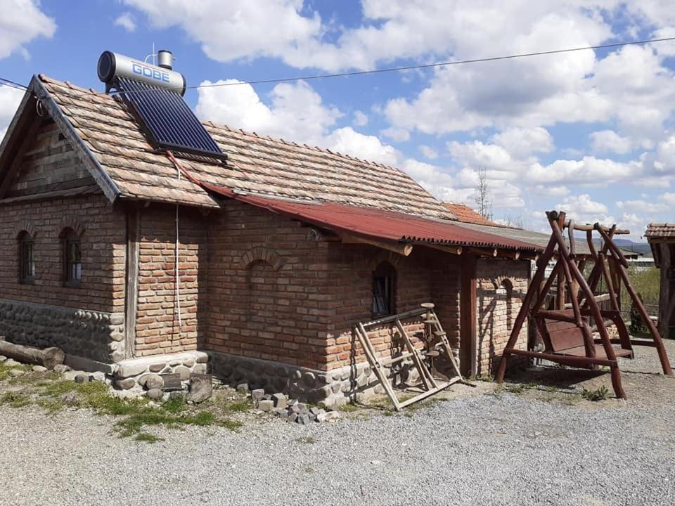 Casa Rustic Feher & Fekete Vendeghazak Совата Экстерьер фото
