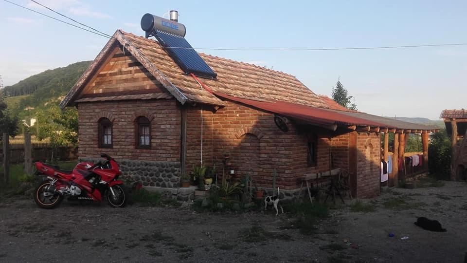 Casa Rustic Feher & Fekete Vendeghazak Совата Экстерьер фото